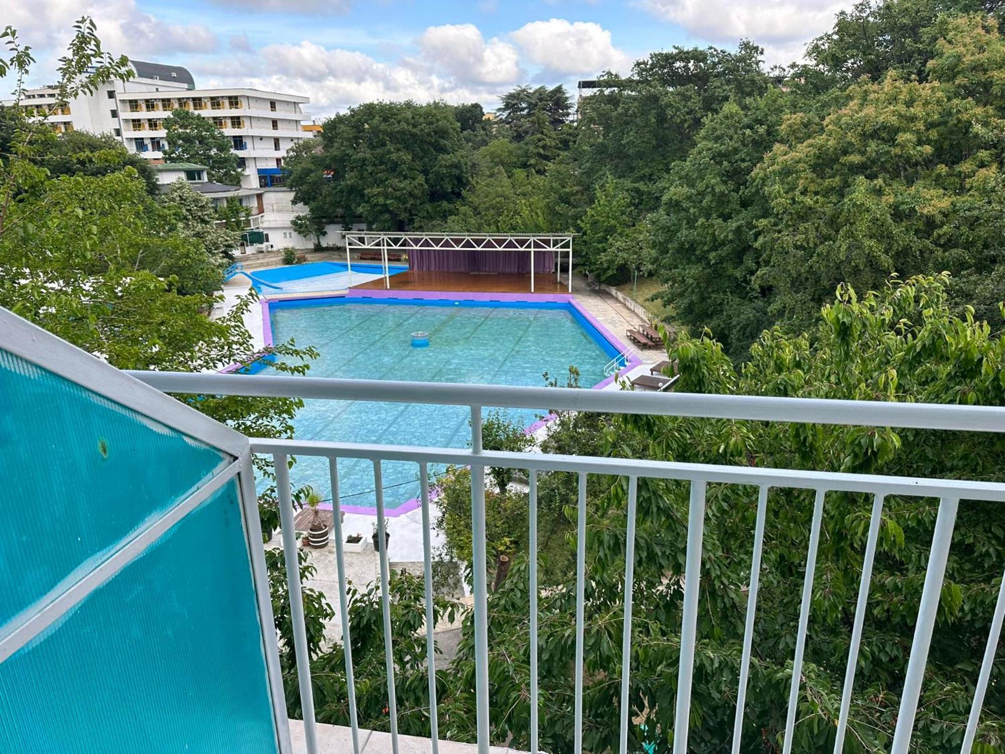 Хотел Рива Golden Sands Bagian luar foto